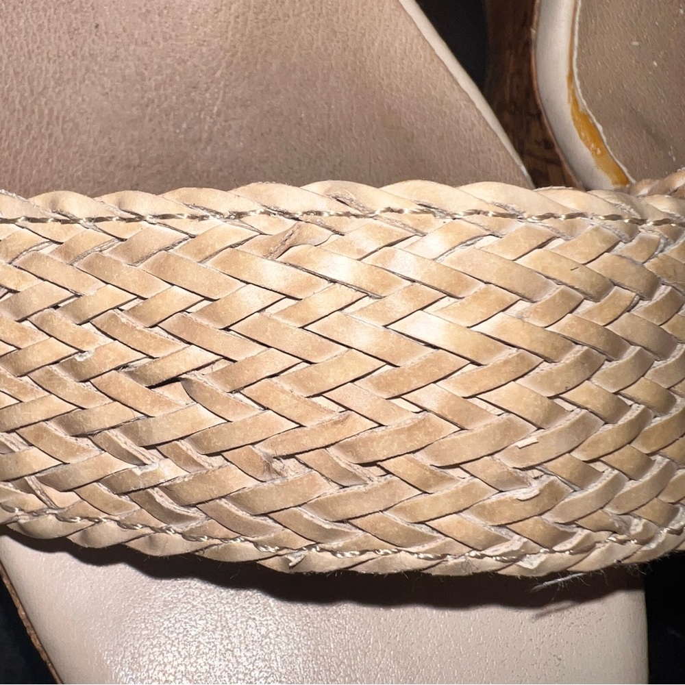 Steve Madden Basket Weave Wedges • Sz 6.5 • Wraps Around Ankle • Beige/Tan • EUC - Picture 7 of 17